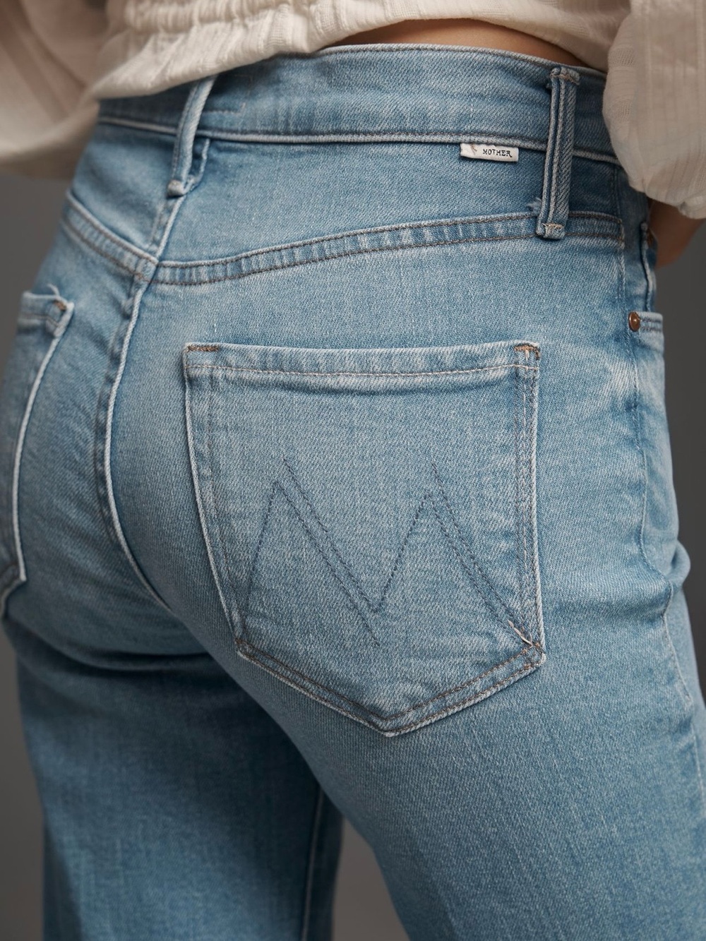 MOTHER Dazzler Mid-Rise Straight-Leg Jeans, size 28 - Picture 6 of 6